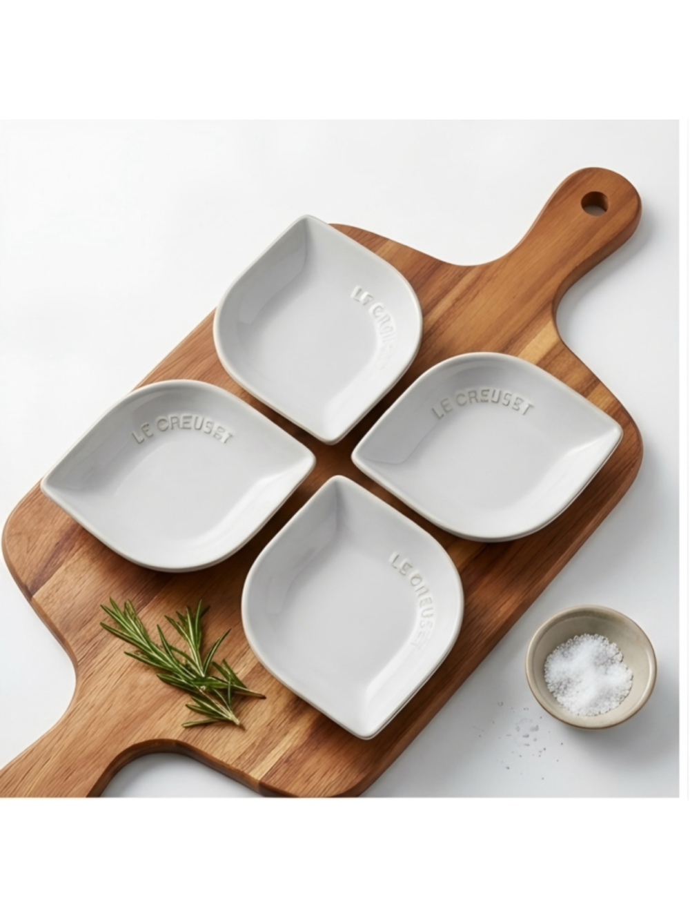 Le Creuset Stoneware Petal Dish Set of 4 White Dipping Sauce Spice Dishes NIB